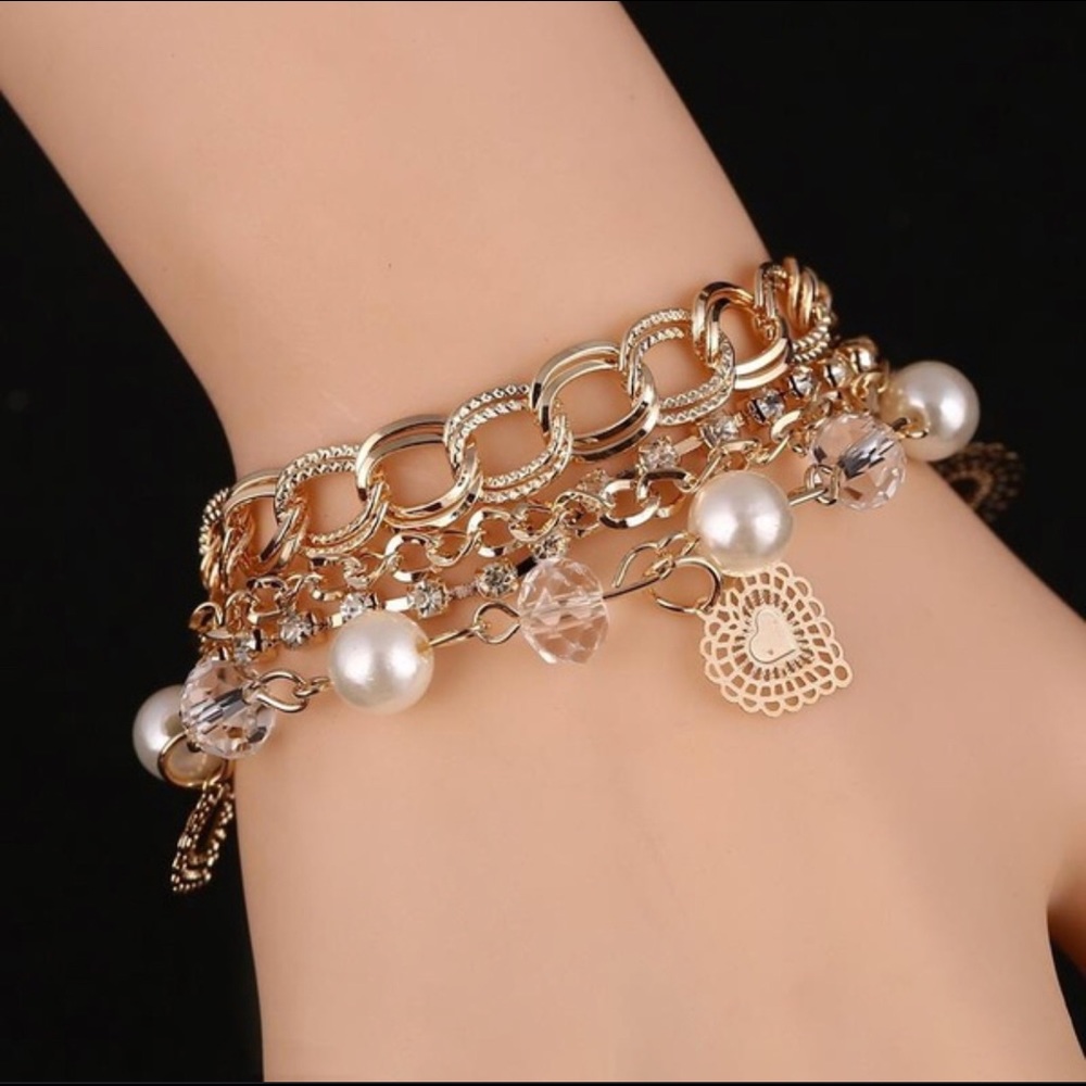Multilayer pearl braclet